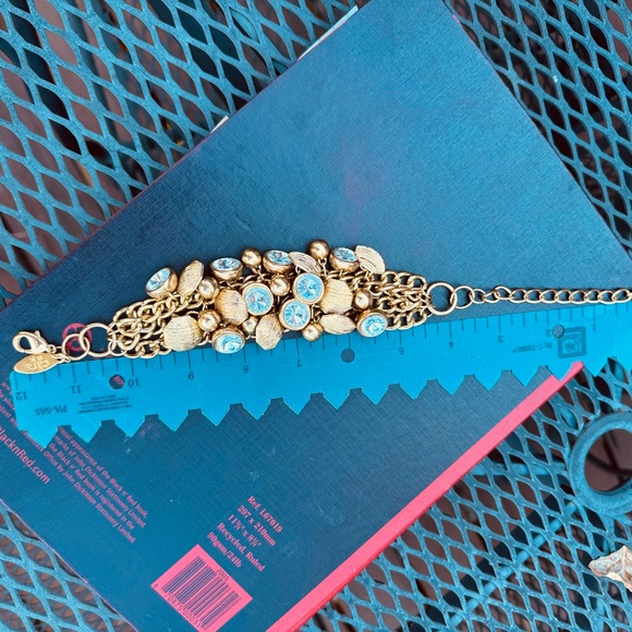 VNT Cara New York striking 4 strand heavy gage bracelet - Picture 5 of 7